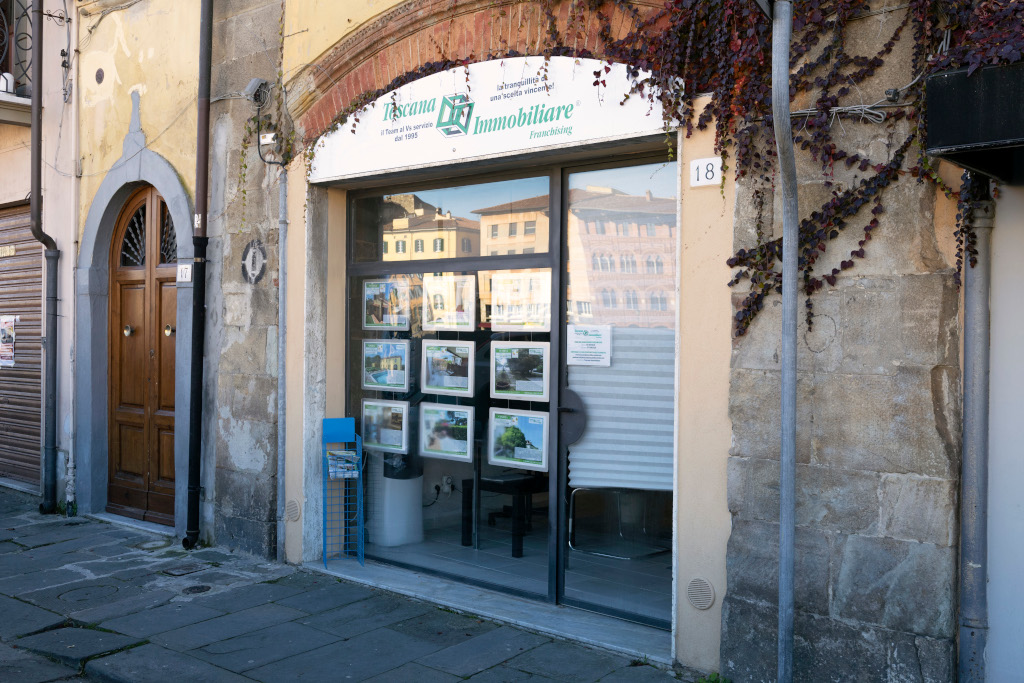 TOSCANA Immobiliare Pisa Lungarno Gambacorti
